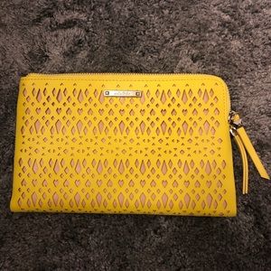 Stella & Dot yellow clutch
